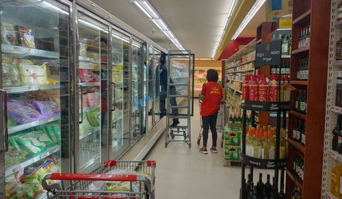 强强联手 加州香港好运来超市与亚米网合作生鲜配送正式上线 同时门店为老年人定制专属购物通道